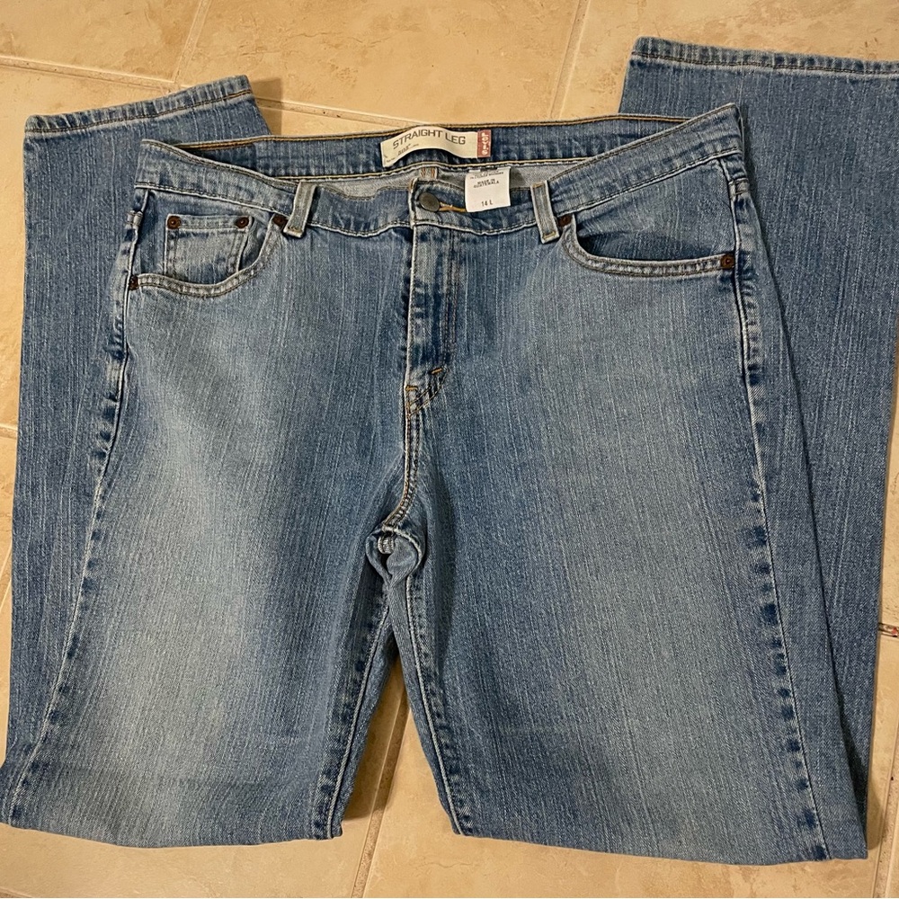 Ladies Levi's Light Blue Straight Jeans  14 long